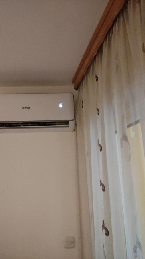 Stan Na Dan Prnjavor, Gajba U Centru Daire Dış mekan fotoğraf