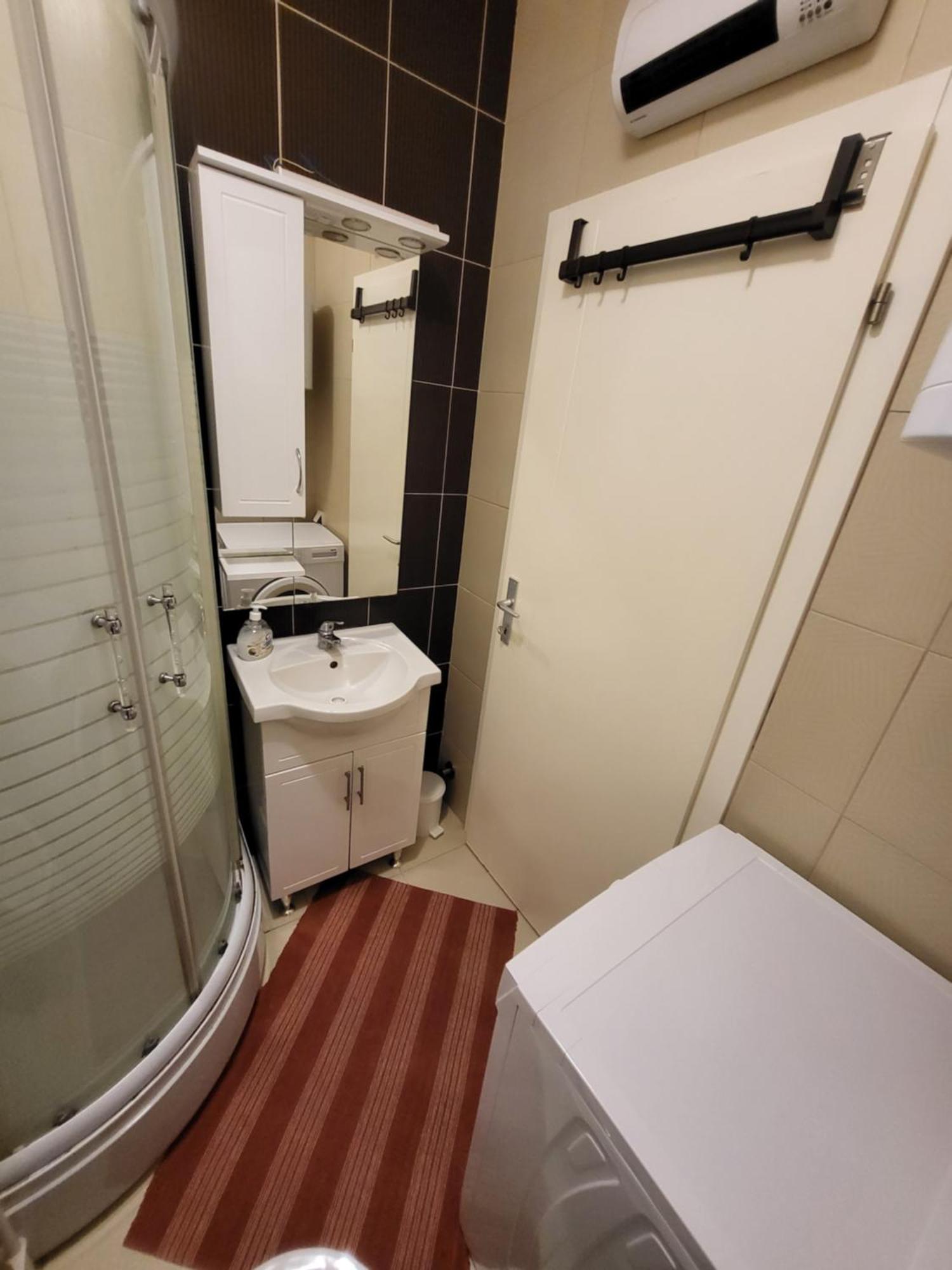 Stan Na Dan Prnjavor, Gajba U Centru Daire Dış mekan fotoğraf
